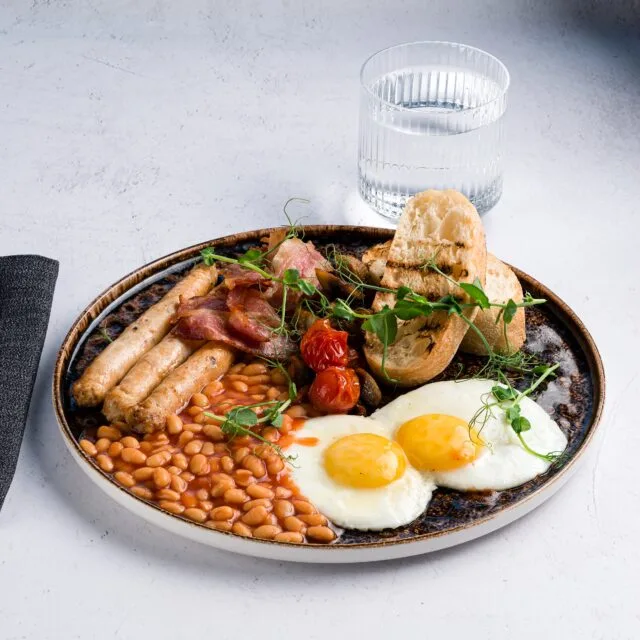 Full,English,Breakfast,Of,Scrambled,Eggs,,Sausages,,Bacon,And,Toast, Full,English,Breakfast,Of,Scrambled,Eggs,,Sausages,,Bacon,And,Toast,